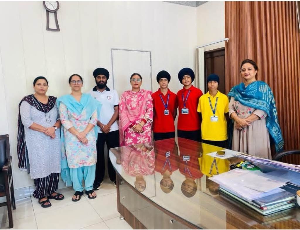 Ladhewal Schools Under14 Football Team Secures First Position at DistrictLevel Competitions